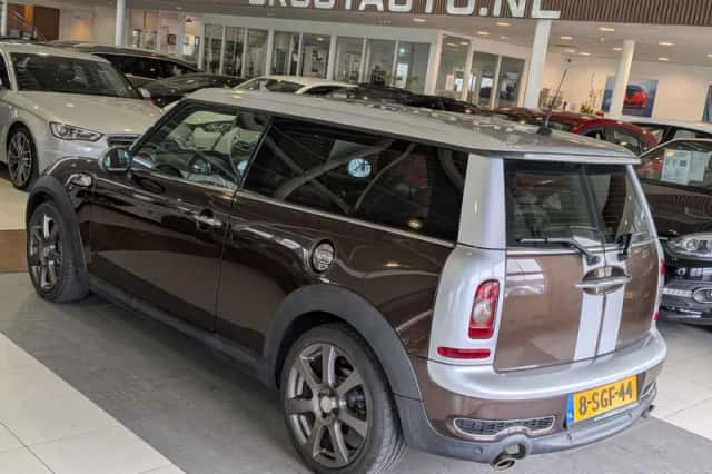 MINI Clubman (2007) thumbnail 3