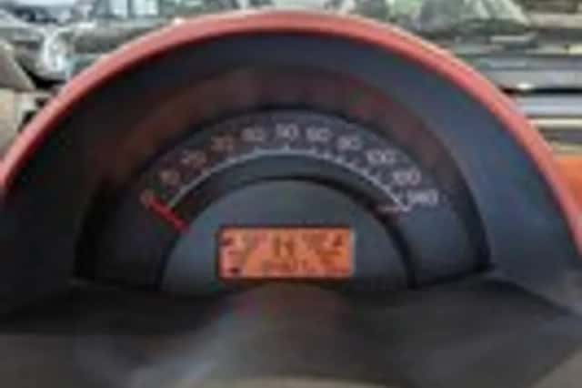 Smart Fortwo (2009) thumbnail 9
