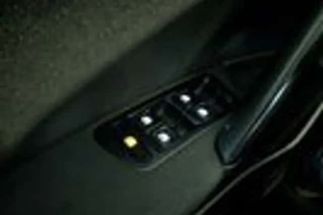 Volkswagen Golf (2013) thumbnail 11