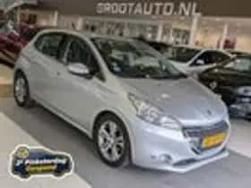 Peugeot 208 (2012)