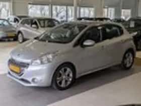 Peugeot 208 (2012) thumbnail 2