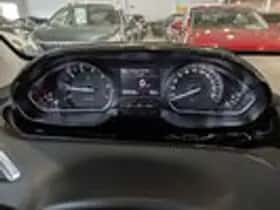 Peugeot 208 (2012) thumbnail 11