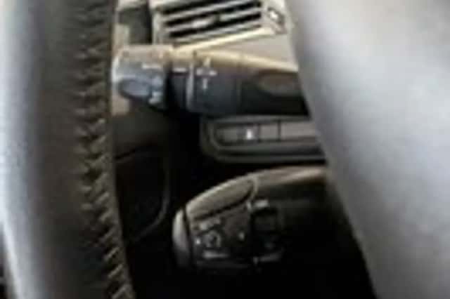 Peugeot 208 (2012) thumbnail 14