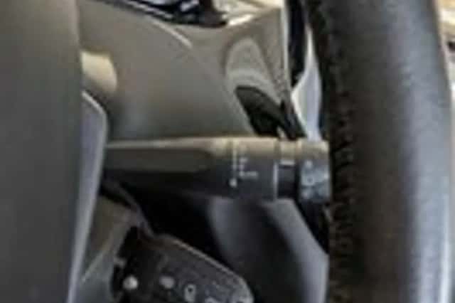 Peugeot 208 (2012) thumbnail 15