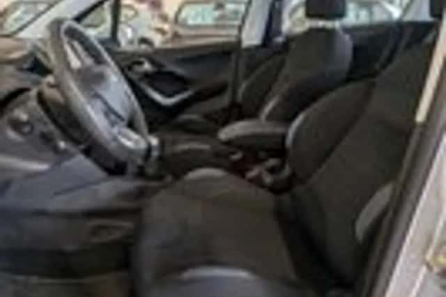 Peugeot 208 (2012) thumbnail 6