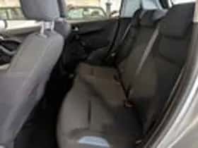 Peugeot 208 (2012) thumbnail 7