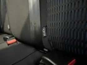 Peugeot 208 (2012) thumbnail 8