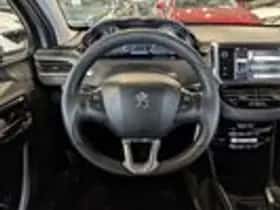 Peugeot 208 (2012) thumbnail 10