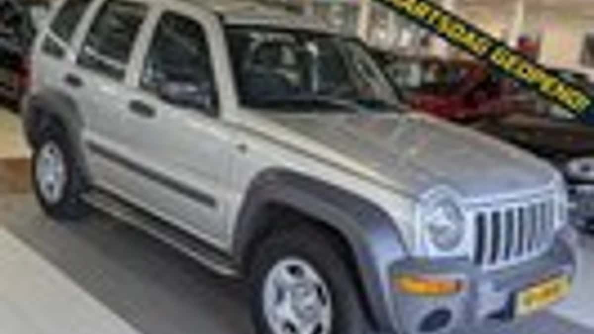 Jeep Cherokee (2003) — foto 1