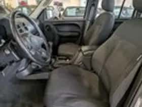 Jeep Cherokee (2003) thumbnail 6