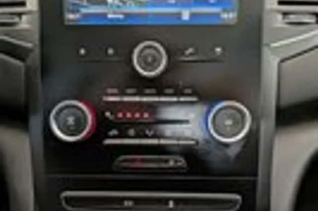 Renault Mégane (2017) thumbnail 17