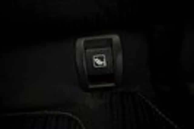 Renault Mégane (2017) thumbnail 8
