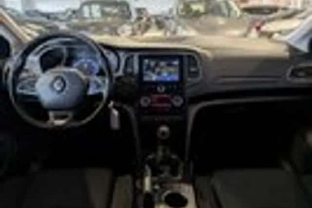 Renault Mégane (2017) thumbnail 9