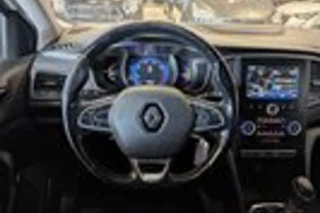 Renault Mégane (2017) thumbnail 10