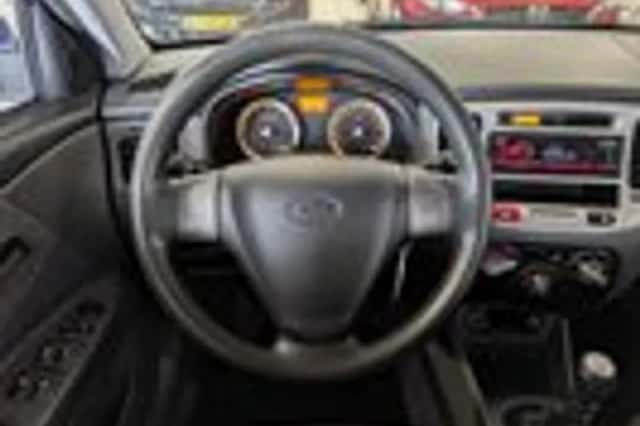 Kia Rio (2006) thumbnail 9