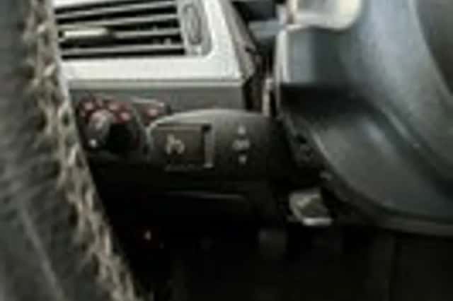 BMW 5-Serie (2005) thumbnail 15