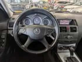 Mercedes-Benz C-Klasse (2010) thumbnail 10