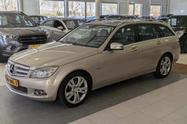 Mercedes-Benz C-Klasse (2010) thumbnail 2