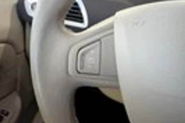 Renault Scénic (2009) thumbnail 12