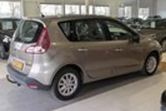 Renault Scénic (2009) thumbnail 4
