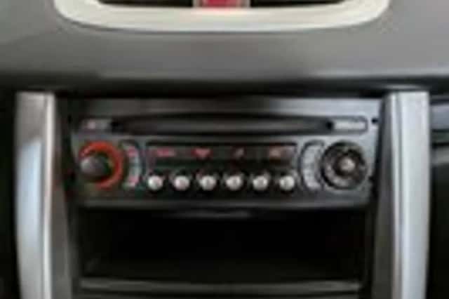 Peugeot 207 (2011) thumbnail 15