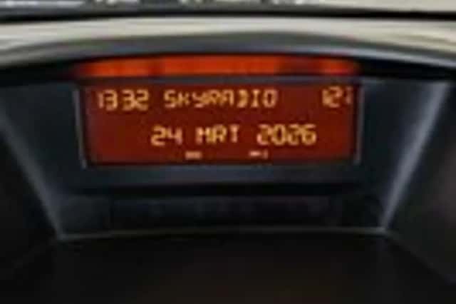 Peugeot 207 (2011) thumbnail 16