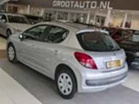 Peugeot 207 (2011) thumbnail 3