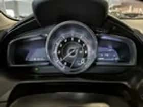 Mazda 2 (2016) thumbnail 11