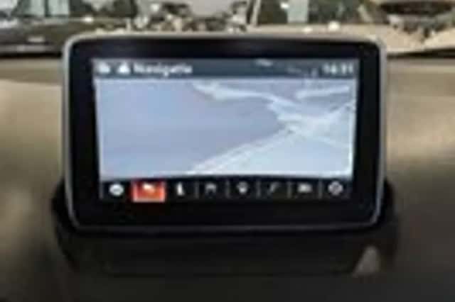 Mazda 2 (2016) thumbnail 19