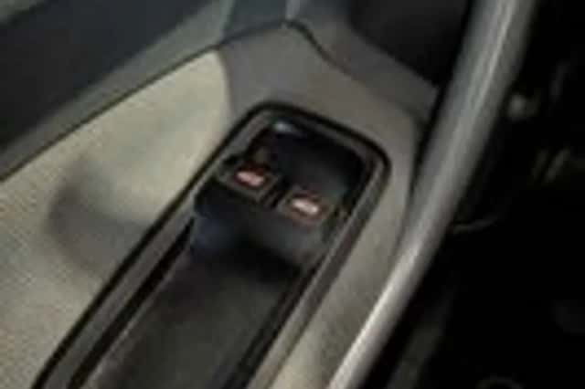 Ford Fiesta (2011) thumbnail 15