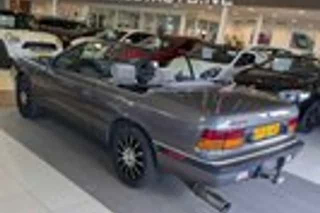 Chrysler Le-Baron (1991) thumbnail 3