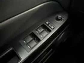 Jeep Compass (2012) thumbnail 14