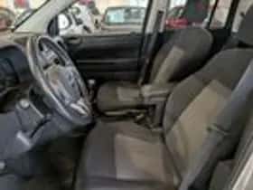Jeep Compass (2012) thumbnail 6