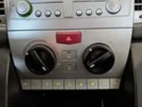 Lancia Ypsilon (2008) thumbnail 11