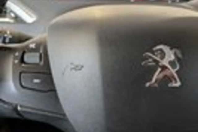 Peugeot 208 (2014) thumbnail 14