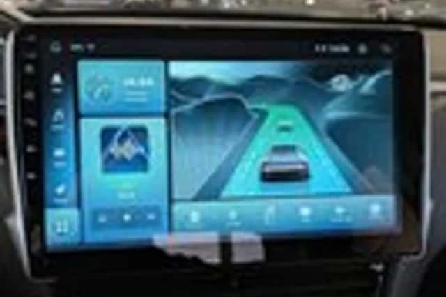 Peugeot 208 (2014) thumbnail 17