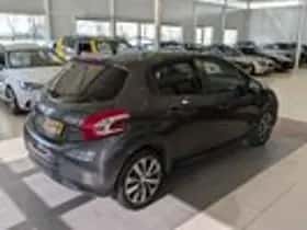 Peugeot 208 (2014) thumbnail 4
