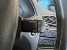 Renault Laguna (2004) thumbnail 14