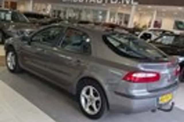 Renault Laguna (2004) thumbnail 3