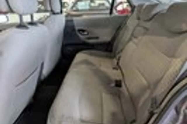 Renault Laguna (2004) thumbnail 7