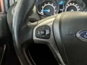 Ford Fiesta (2016) thumbnail 12