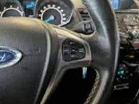 Ford Fiesta (2016) thumbnail 13