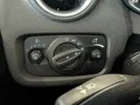 Ford Fiesta (2016) thumbnail 19