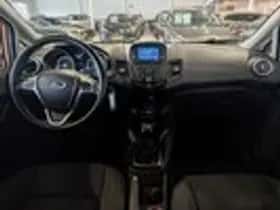 Ford Fiesta (2016) thumbnail 9