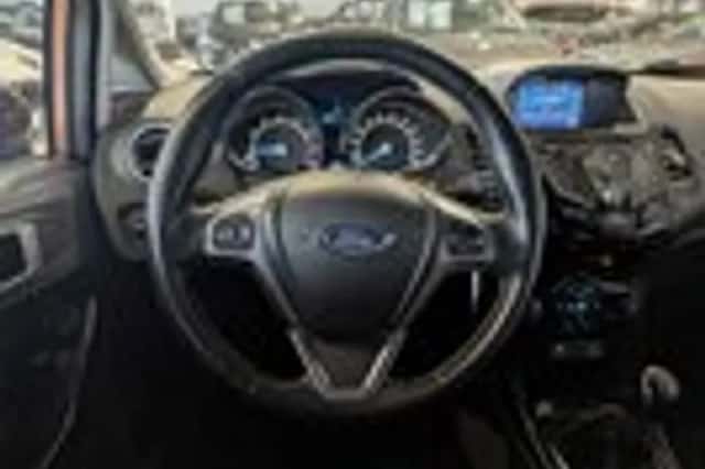 Ford Fiesta (2016) thumbnail 10