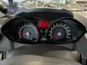 Ford Fiesta (2012) thumbnail 11