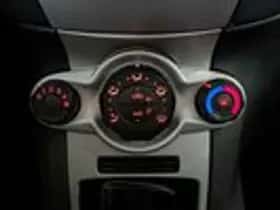 Ford Fiesta (2012) thumbnail 13