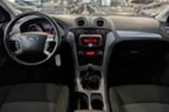 Ford Mondeo (2011) thumbnail 9