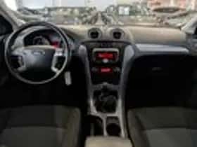 Ford Mondeo (2011) thumbnail 9