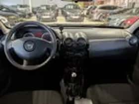 Dacia Duster (2011) thumbnail 8